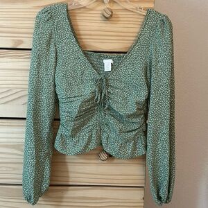 Green floral long sleeve crop top